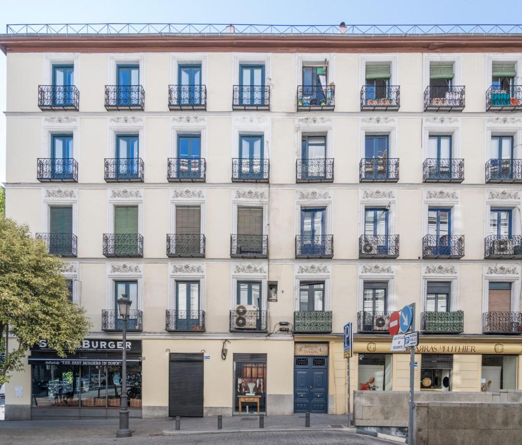 Uma Suites Atocha Madrid Luaran gambar